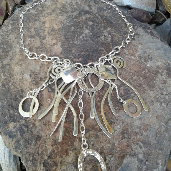 Sterling Silver Wow! STATEMENT NECKLACE - Picture 5 of 10